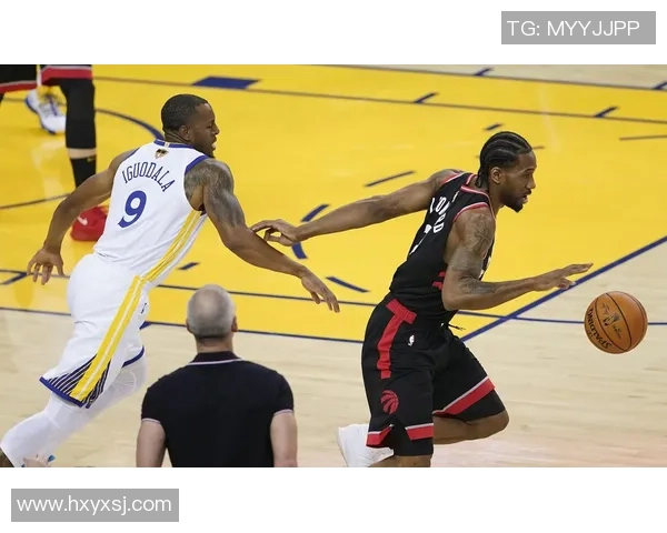 快船与猛龙精彩对决高清图片集锦回顾篮球盛宴瞬间 快船与猛龙精彩对决高清图片集锦回顾篮球盛宴瞬间
