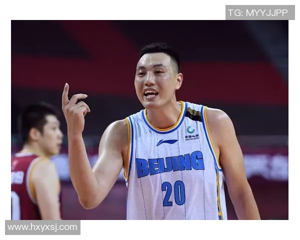 翟晓川：从篮球新星到职业生涯巅峰的奋斗历程与成长故事