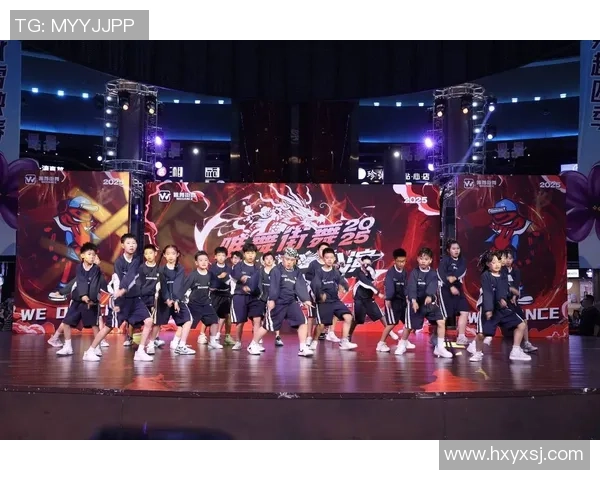 南京街舞队在世界街舞大赛中的耐力表现精彩点评与分析